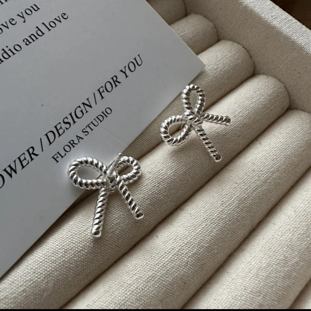 925 Sterling Silver Twisted Bow Stud Earrings For Women
